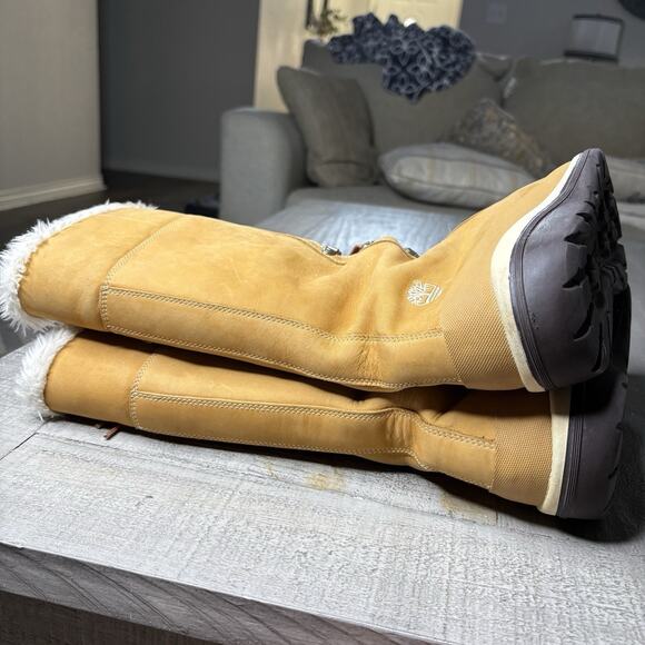 Timberland Womens Size 8.5 Boots Lace Up Wheat Nubuck Leather Faux Fur - Picture 4 of 6